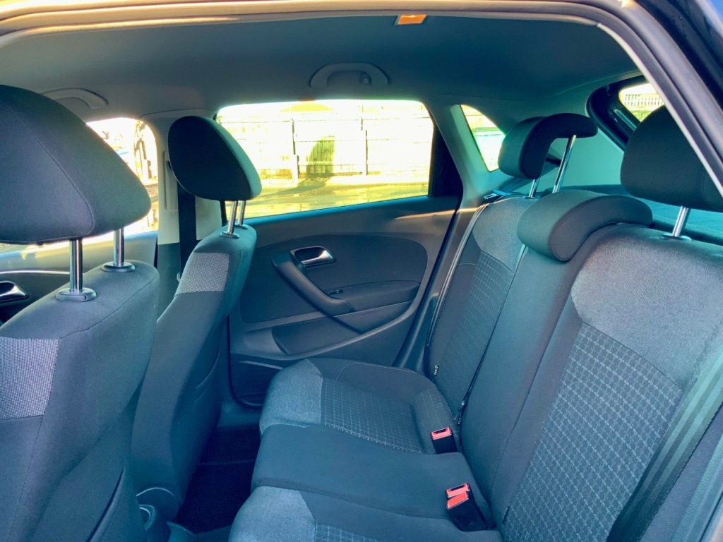 Used Volkswagen Polo 2015 for sale - 76697968: Photo 8