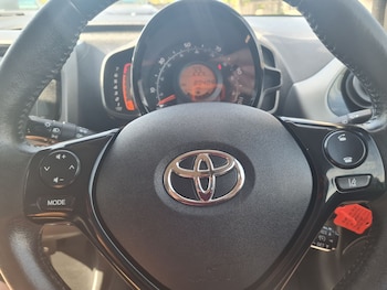Used Toyota AYGO 2022 for sale - 79365760: Photo