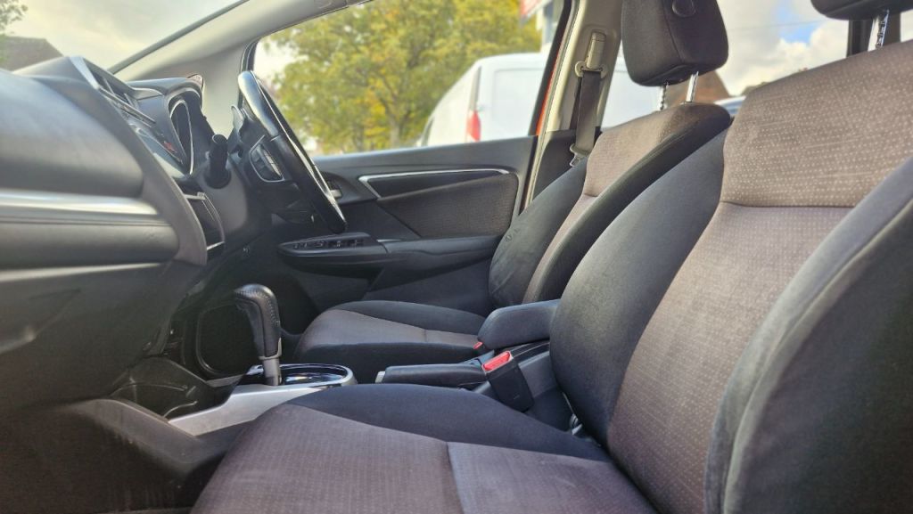 Used Honda Jazz 2017 for sale - 76391548: Photo 17