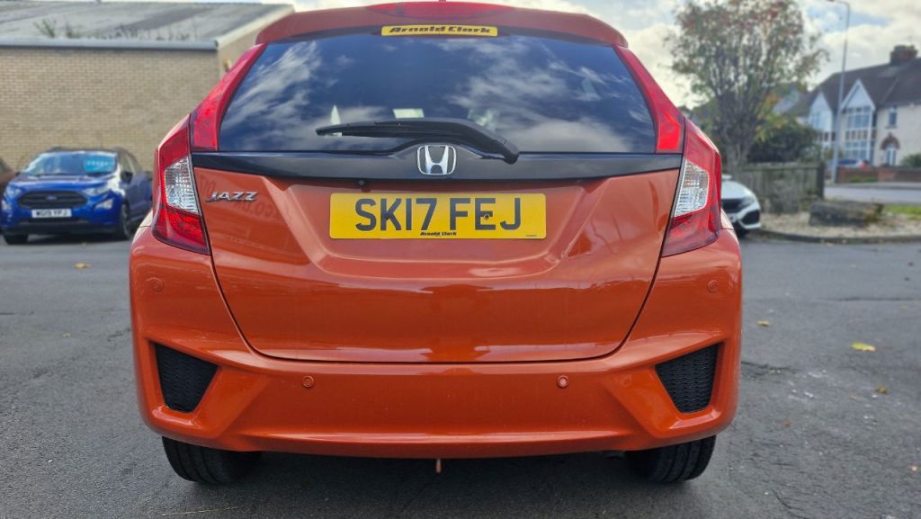 Used Honda Jazz 2017 for sale - 76391548: Photo 6