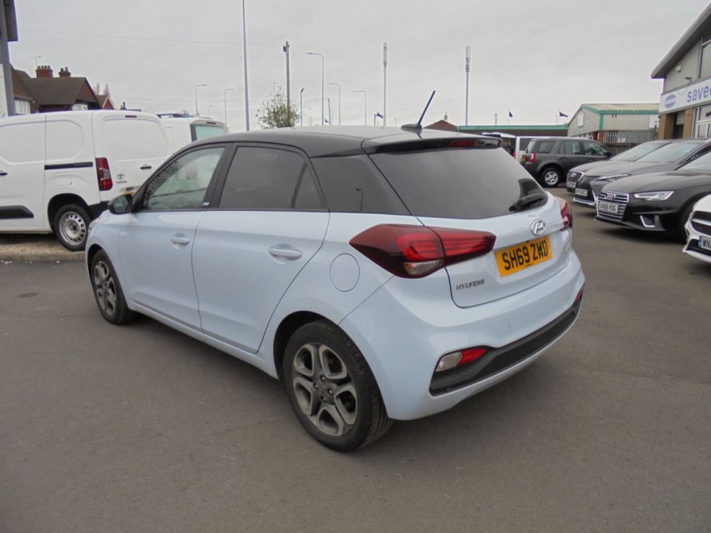 Used Hyundai i20 2019 for sale - 78002179: Photo 3