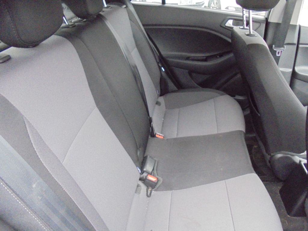 Used Hyundai i20 2019 for sale - 78002179: Photo 8