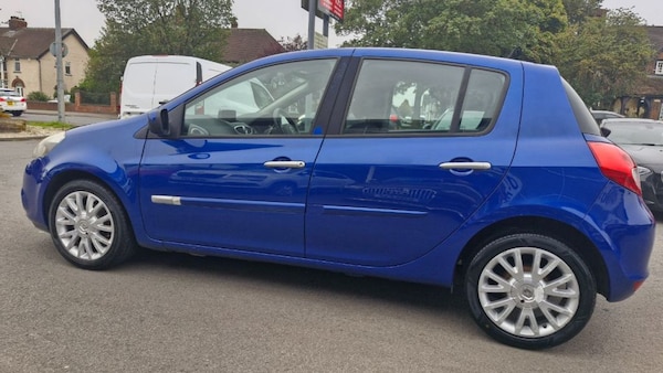 Used Renault Clio 2010 for sale - 76118256: Photo 6