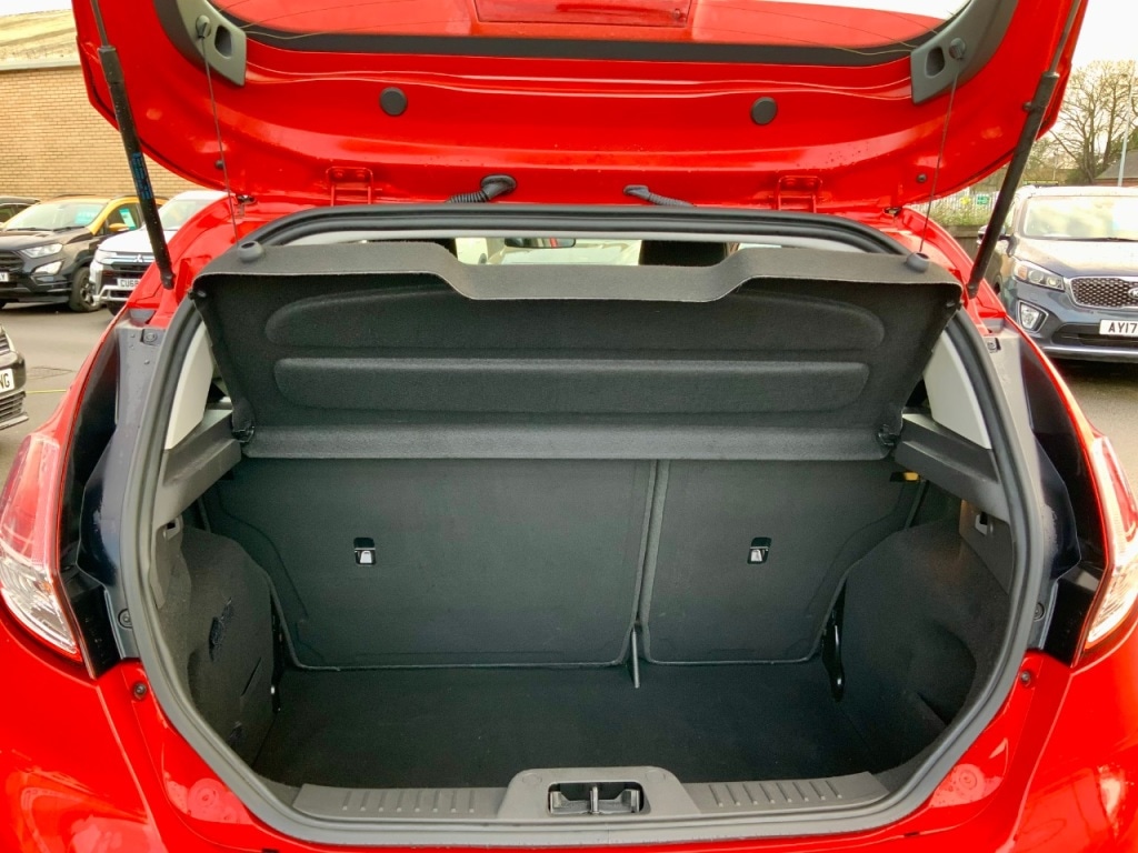 Used Ford Fiesta 2016 for sale - 76961732: Photo 8