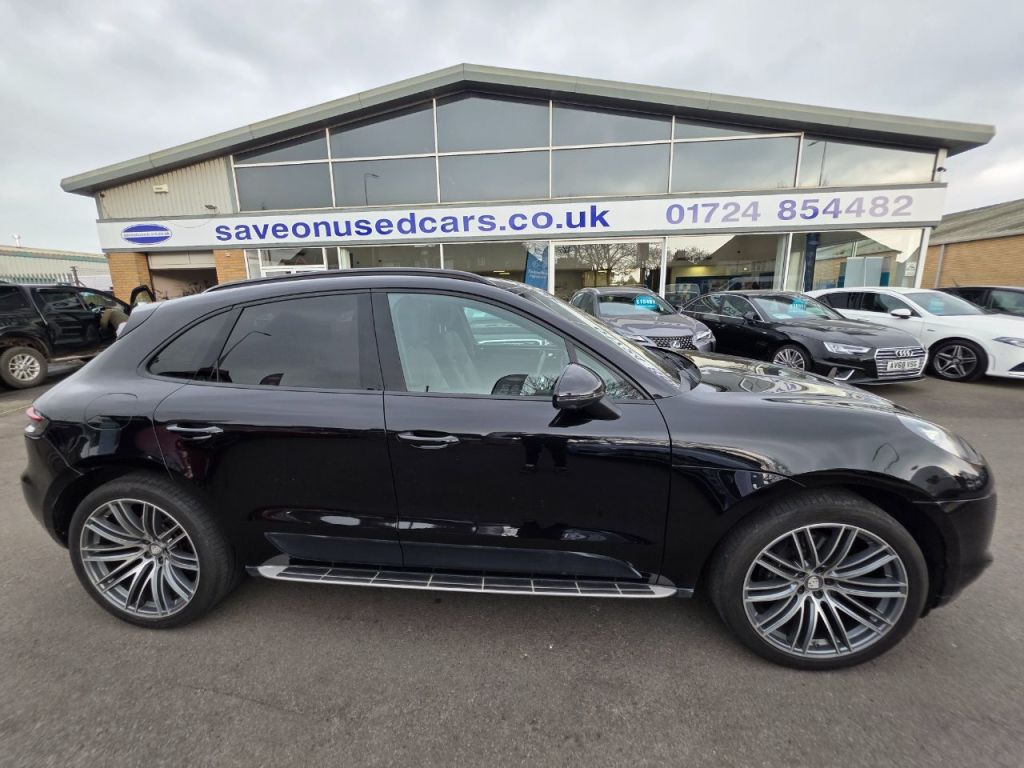 Used Porsche Macan 2018 for sale - 77967756: Photo 1