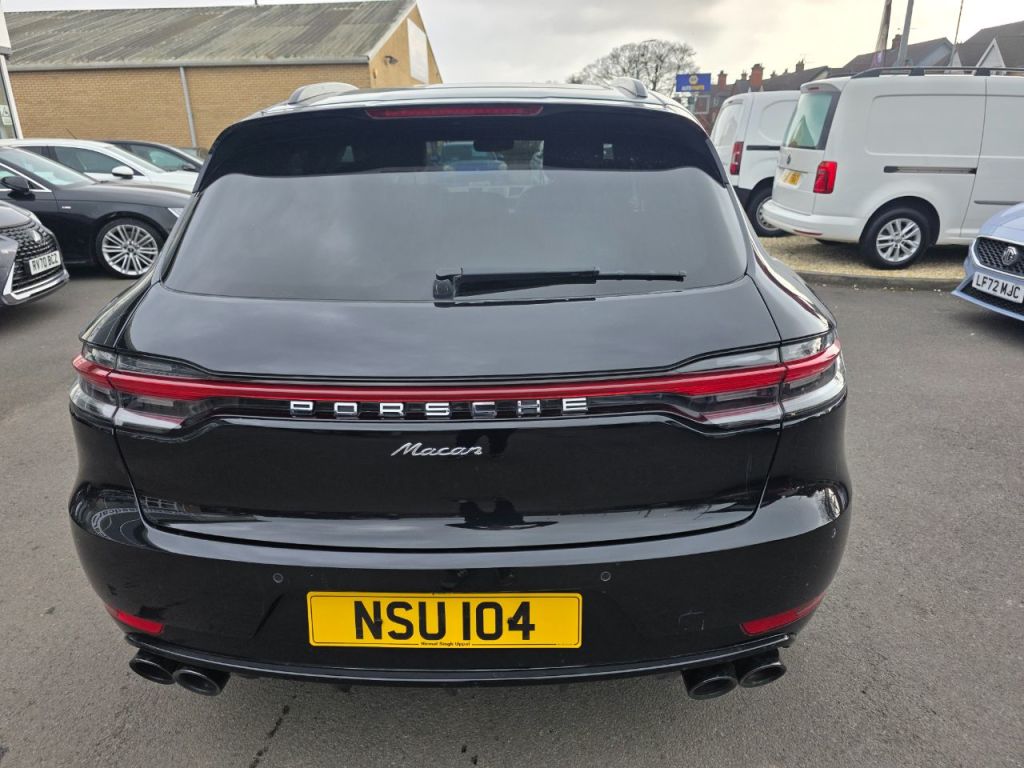 Used Porsche Macan 2018 for sale - 77967756: Photo 4