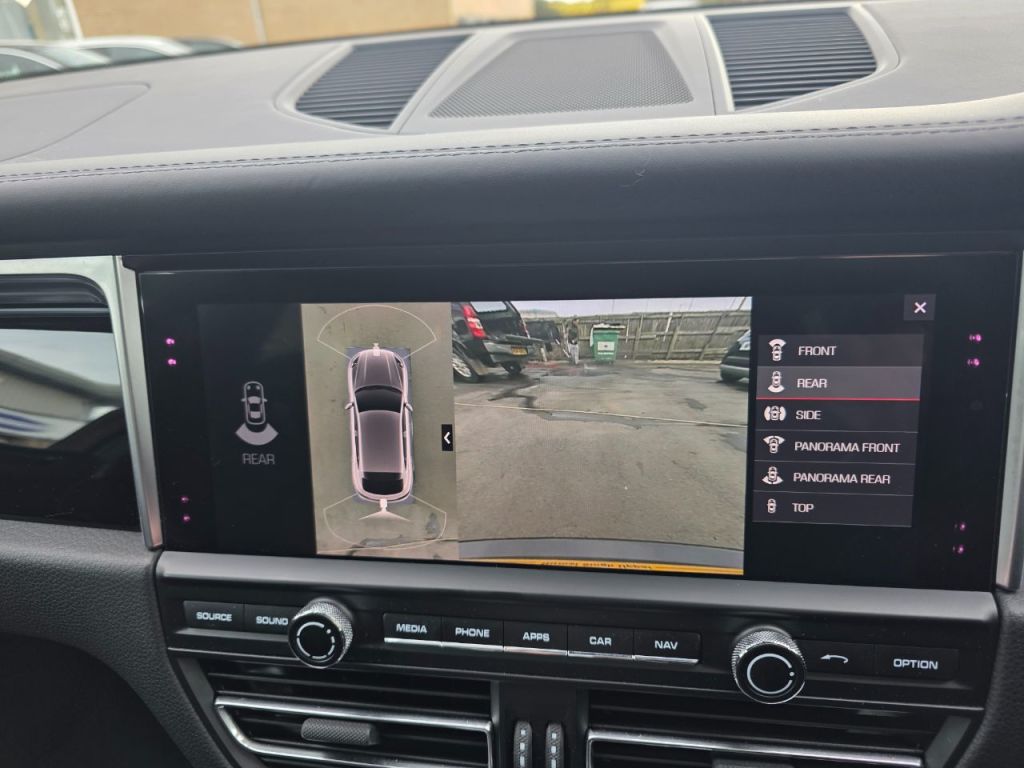 Used Porsche Macan 2018 for sale - 77967756: Photo 40