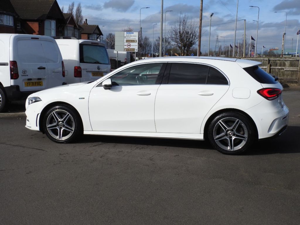 Used Mercedes-Benz A-Class 2020 for sale - 77563687: Photo 3