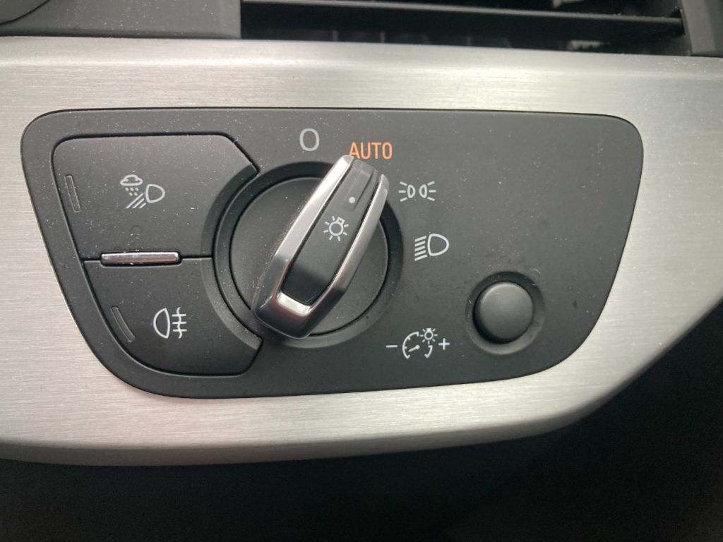 Used Audi A4 2019 for sale - 77620820: Photo 12