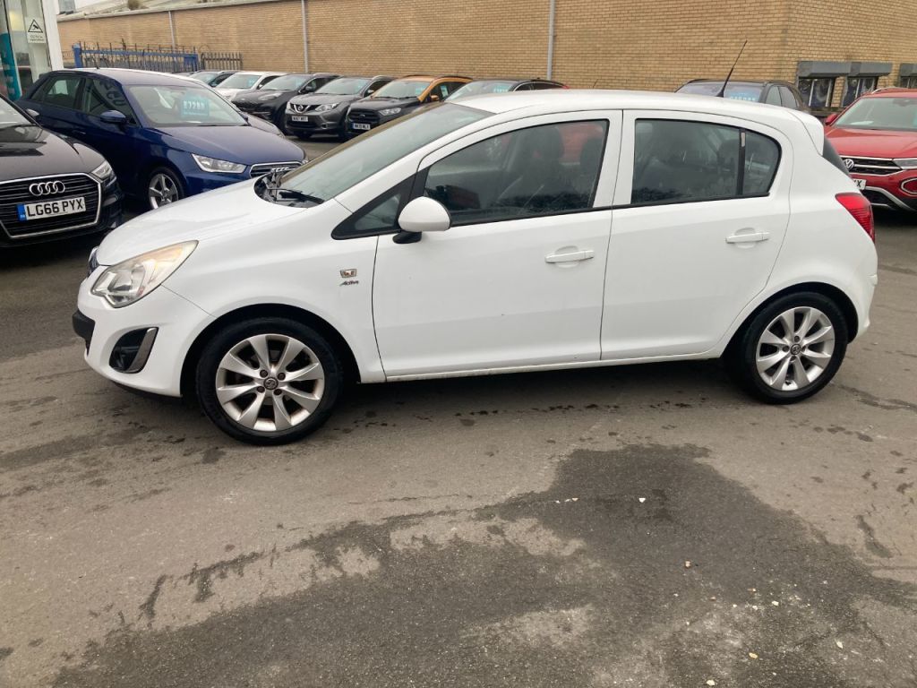 Used Vauxhall Corsa 2012 for sale - 77451392: Photo 3