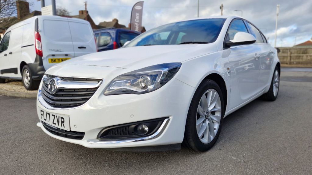 Used Vauxhall Insignia 2017 for sale - 76895934: Photo 11