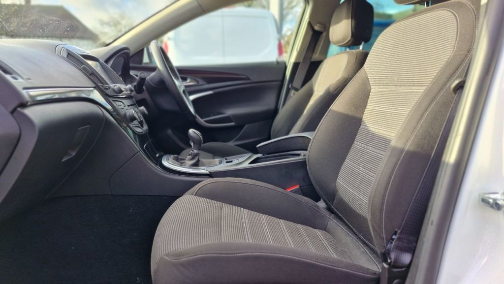 Used Vauxhall Insignia 2017 for sale - 76895934: Photo 16