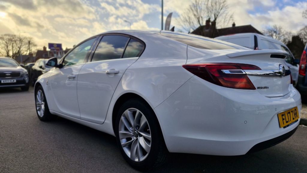 Used Vauxhall Insignia 2017 for sale - 76895934: Photo 7
