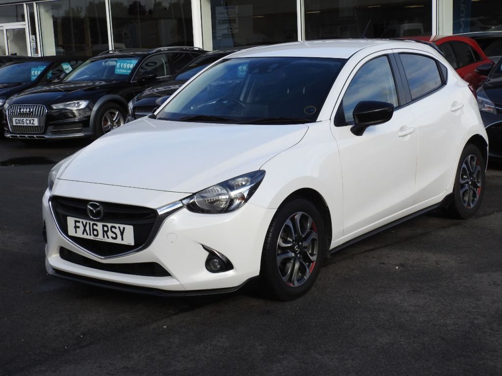 Used Mazda Mazda2 2016 for sale - 76322749: Photo 2