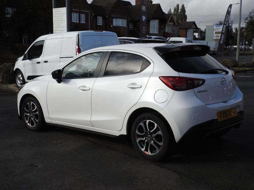 Used Mazda Mazda2 2016 for sale - 76322749: Photo 4