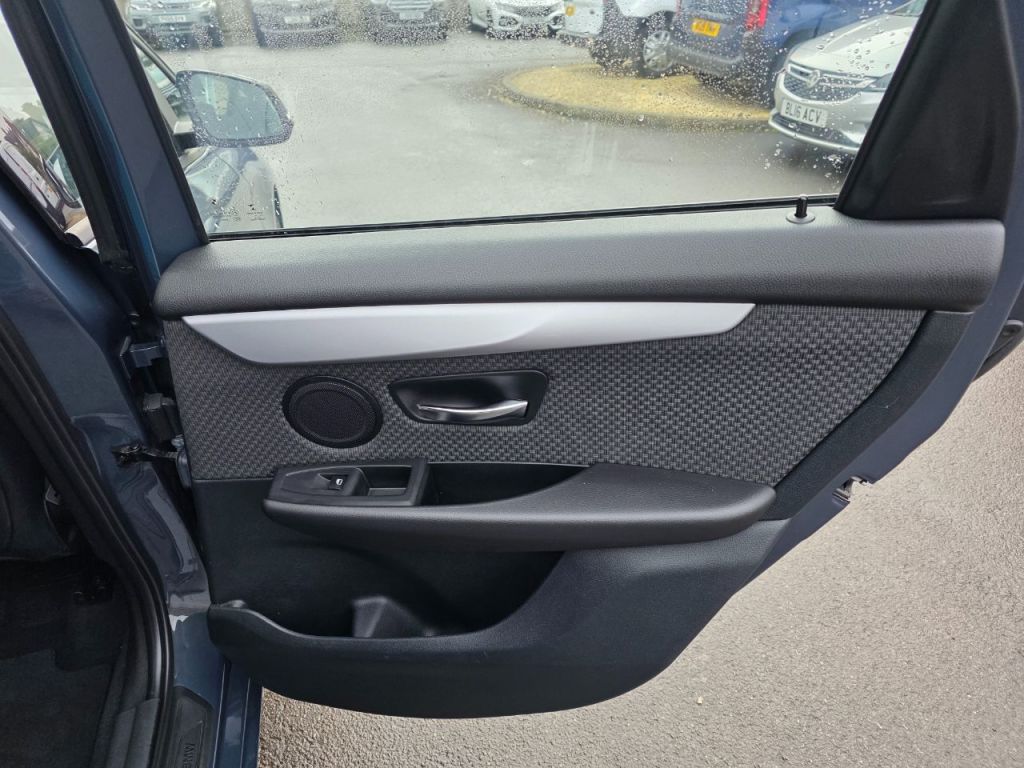 Used BMW 2 Series 2015 for sale - 77095869: Photo 17