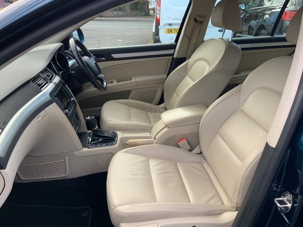 Used Skoda Superb 2014 for sale - 76345078: Photo 10