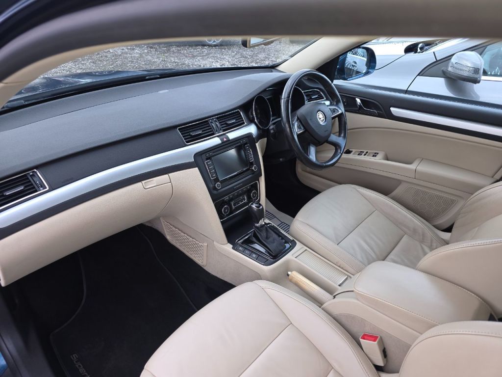 Used Skoda Superb 2014 for sale - 76345078: Photo 12