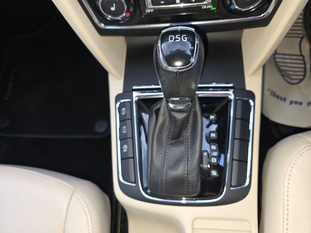 Used Skoda Superb 2014 for sale - 76345078: Photo 20