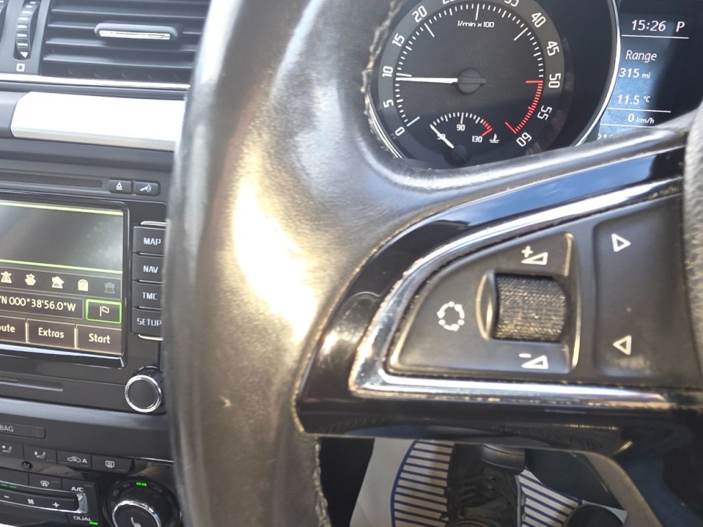 Used Skoda Superb 2014 for sale - 76345078: Photo 23