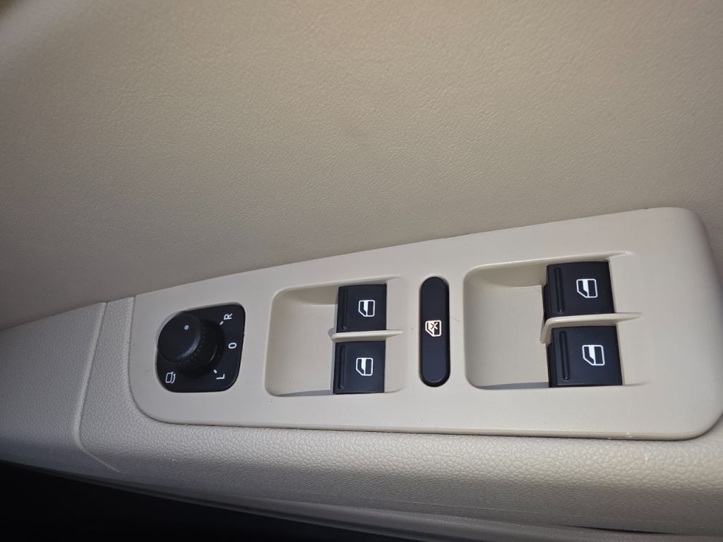 Used Skoda Superb 2014 for sale - 76345078: Photo 28