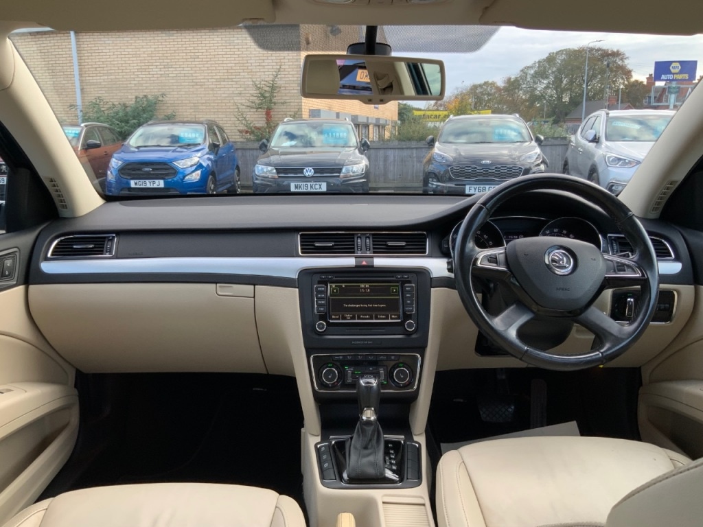 Used Skoda Superb 2014 for sale - 76345078: Photo 8