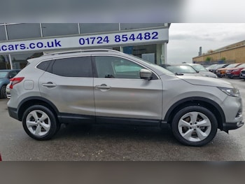 Used Nissan Qashqai 2017 for sale - 78858356: Photo