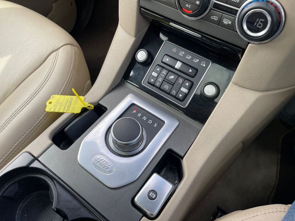 Used Land Rover Discovery 2014 for sale - 76685846: Photo 13