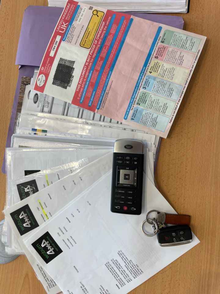 Used Land Rover Discovery 2014 for sale - 76685846: Photo 20