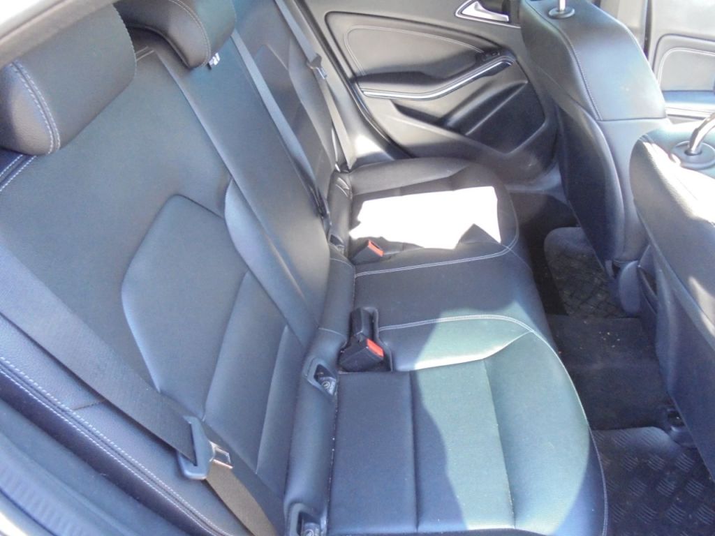 Used Mercedes-Benz A-Class 2018 for sale - 78029696: Photo 9