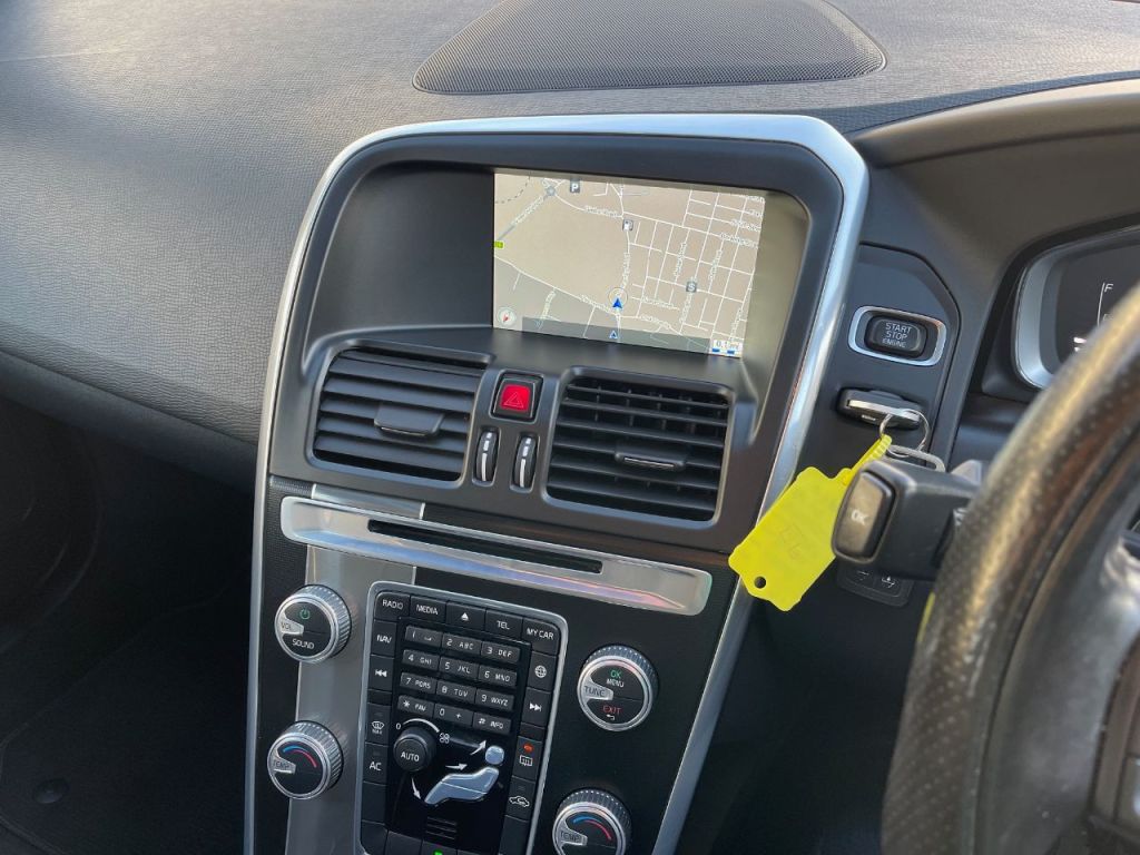 Used Volvo XC60 2015 for sale - 76697963: Photo 11