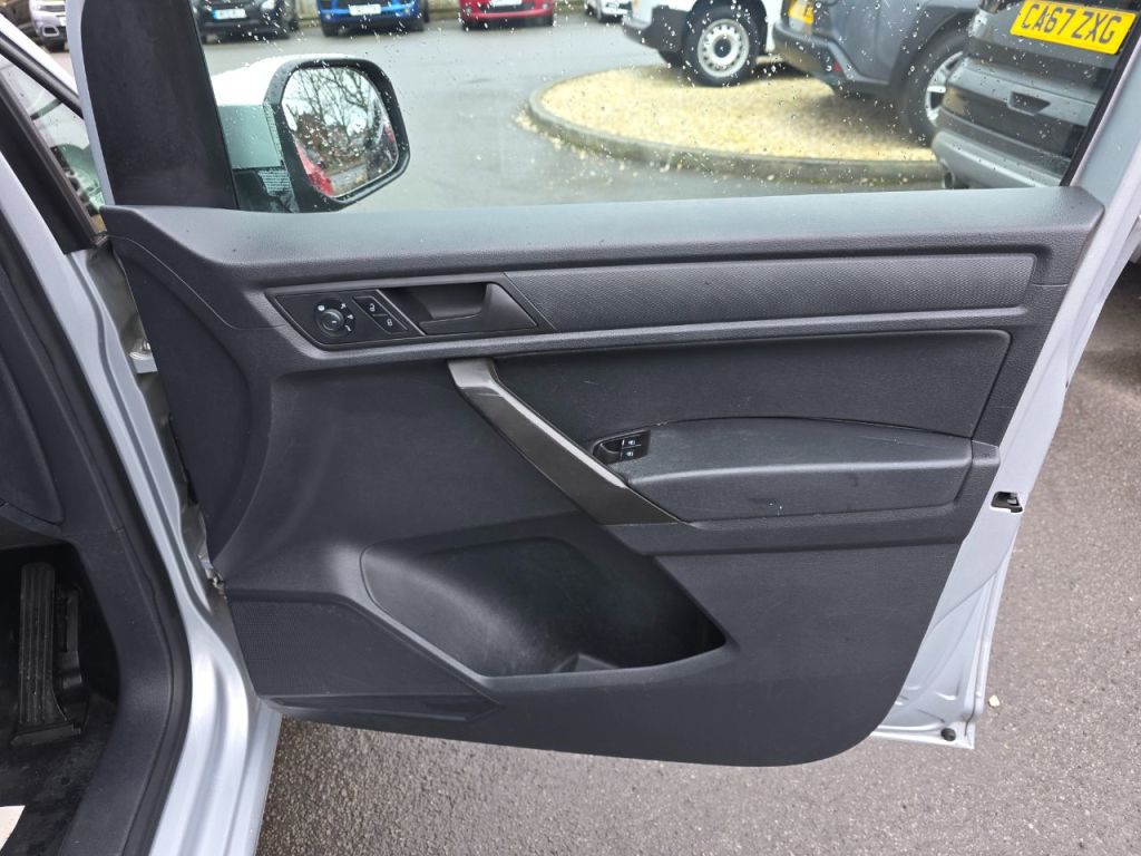 Used Volkswagen Caddy Maxi 2020 for sale - 77679888: Photo 16