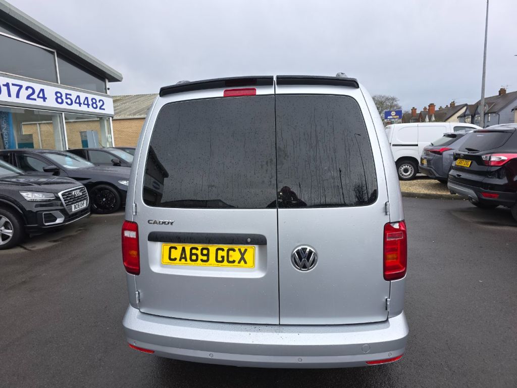 Used Volkswagen Caddy Maxi 2020 for sale - 77679888: Photo 4
