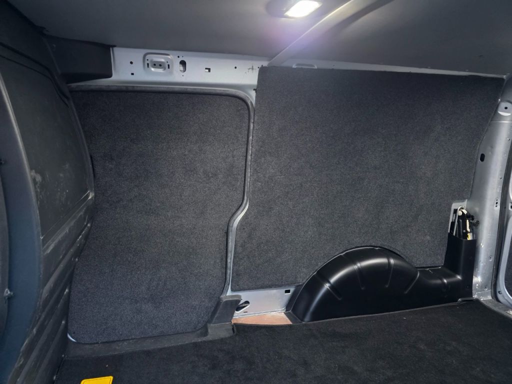 Used Volkswagen Caddy Maxi 2020 for sale - 77312937: Photo 13