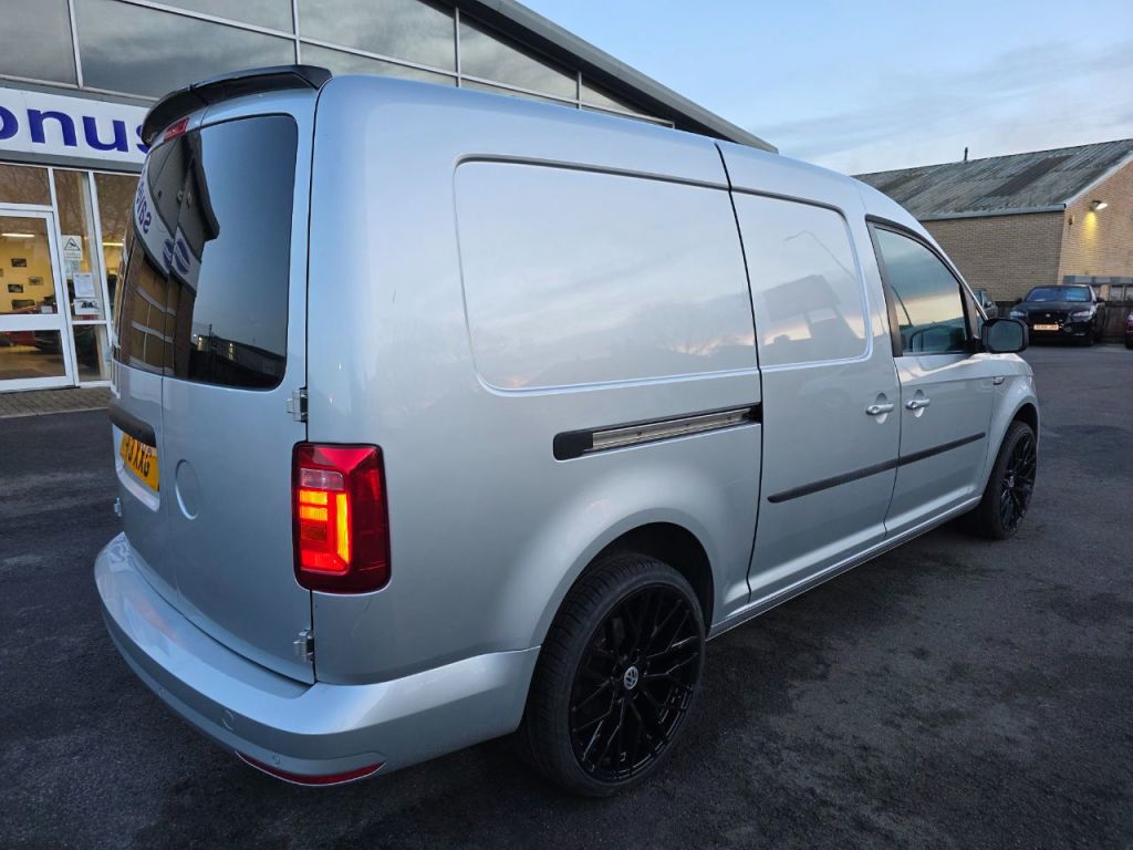 Used Volkswagen Caddy Maxi 2020 for sale - 77312937: Photo 3