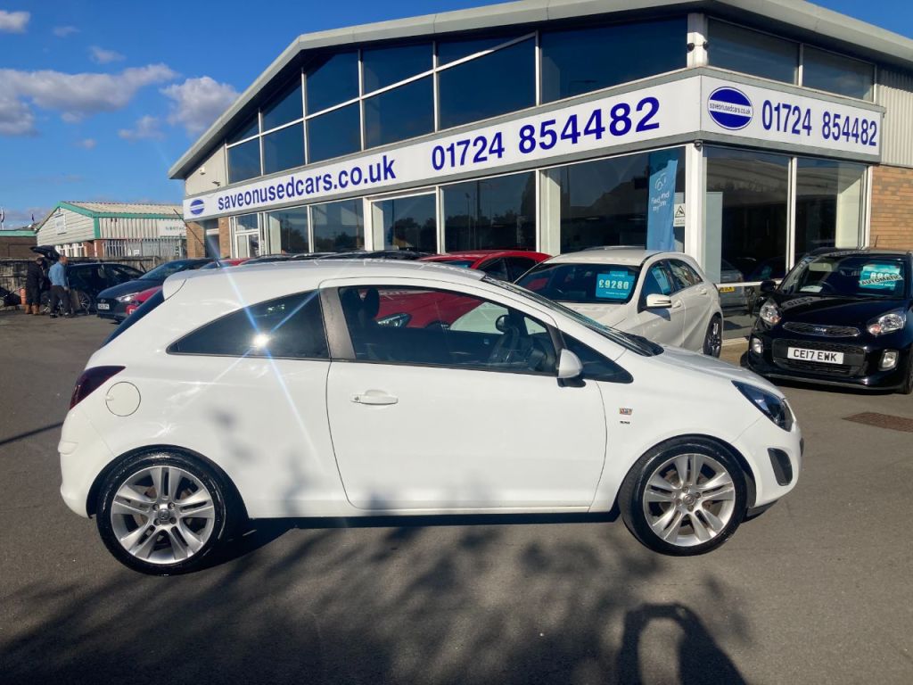 Used Vauxhall Corsa 2013 for sale - 76028840: Photo 2