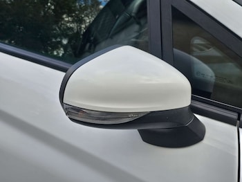 Used Ford Fiesta 2019 for sale - 76209982: Photo 3