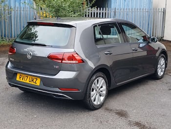 Used Volkswagen Golf 2017 for sale - 79672638: Photo