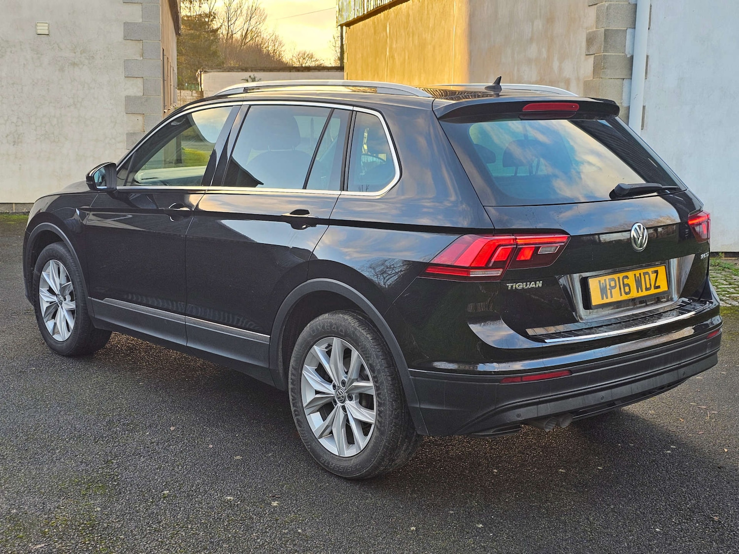 Used Volkswagen Tiguan 2016 for sale - 77022623: Photo 10