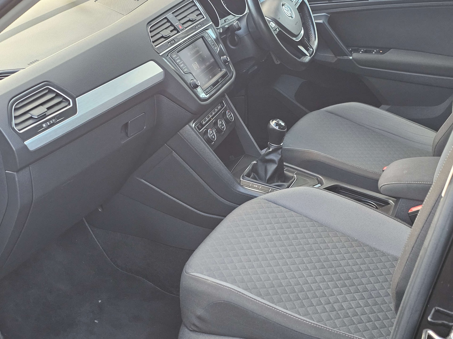 Used Volkswagen Tiguan 2016 for sale - 77022623: Photo 21