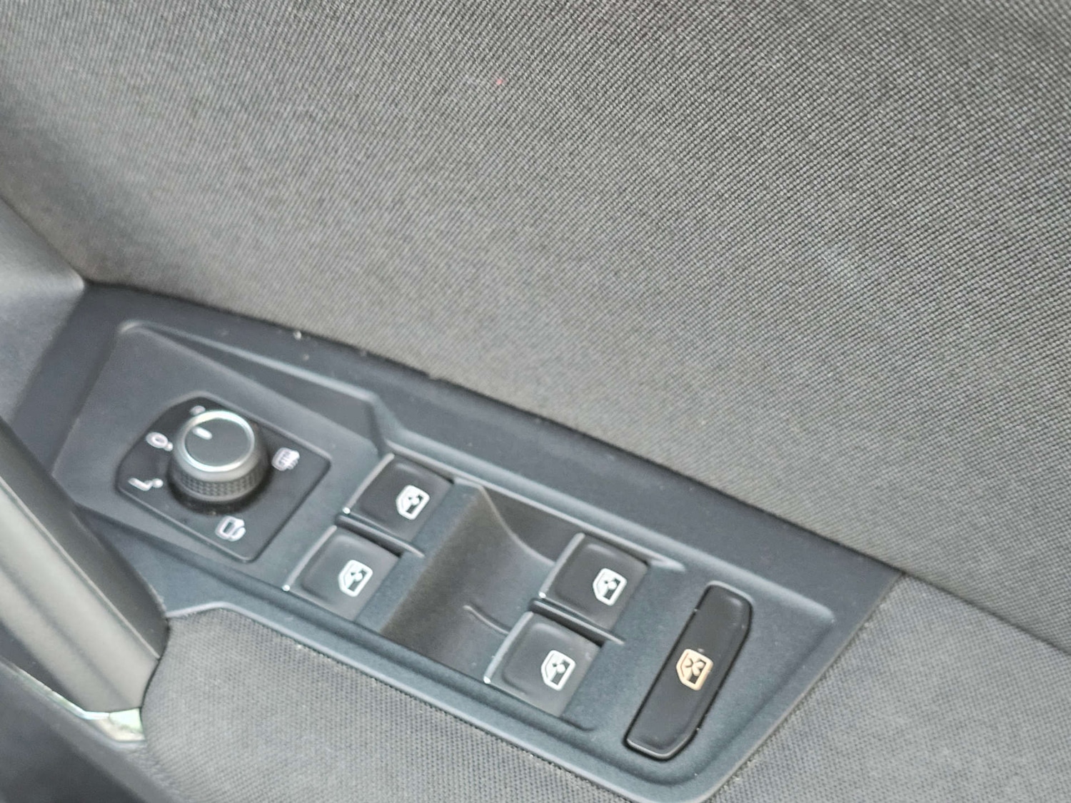 Used Volkswagen Tiguan 2016 for sale - 77022623: Photo 23