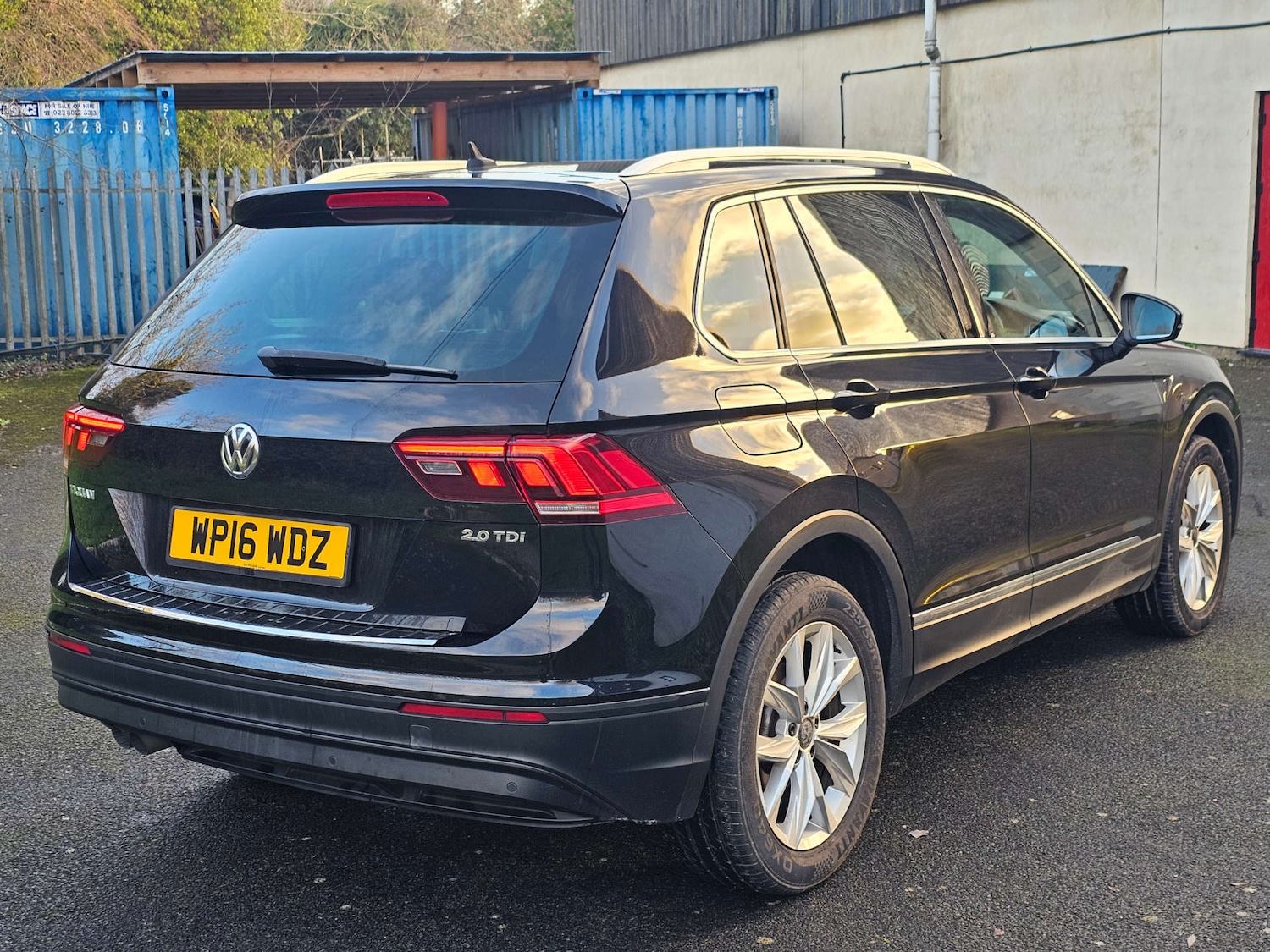 Used Volkswagen Tiguan 2016 for sale - 77022623: Photo 4