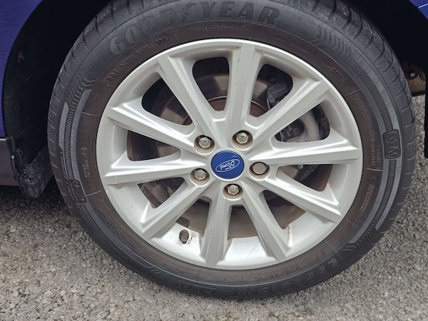 Used Ford Focus 2015 for sale - 76307936: Photo 13