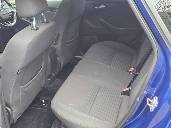 Used Ford Focus 2015 for sale - 76307936: Photo 14