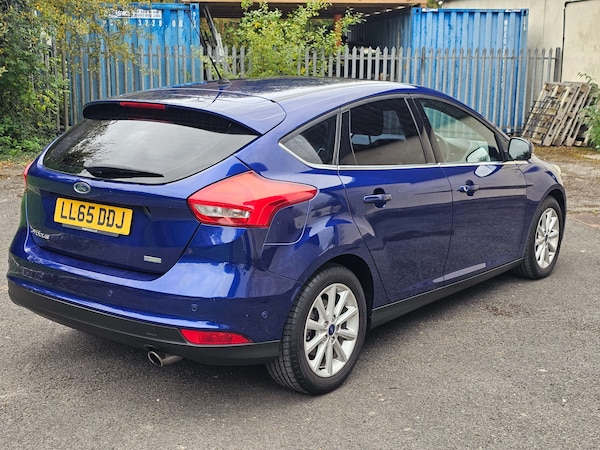 Used Ford Focus 2015 for sale - 76307936: Photo 6