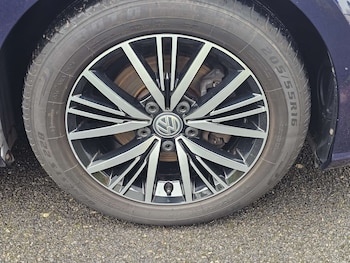 Used Volkswagen Golf 2018 for sale - 77798701: Photo