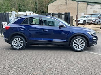 Used Volkswagen T-Roc 2019 for sale - 79739049: Photo