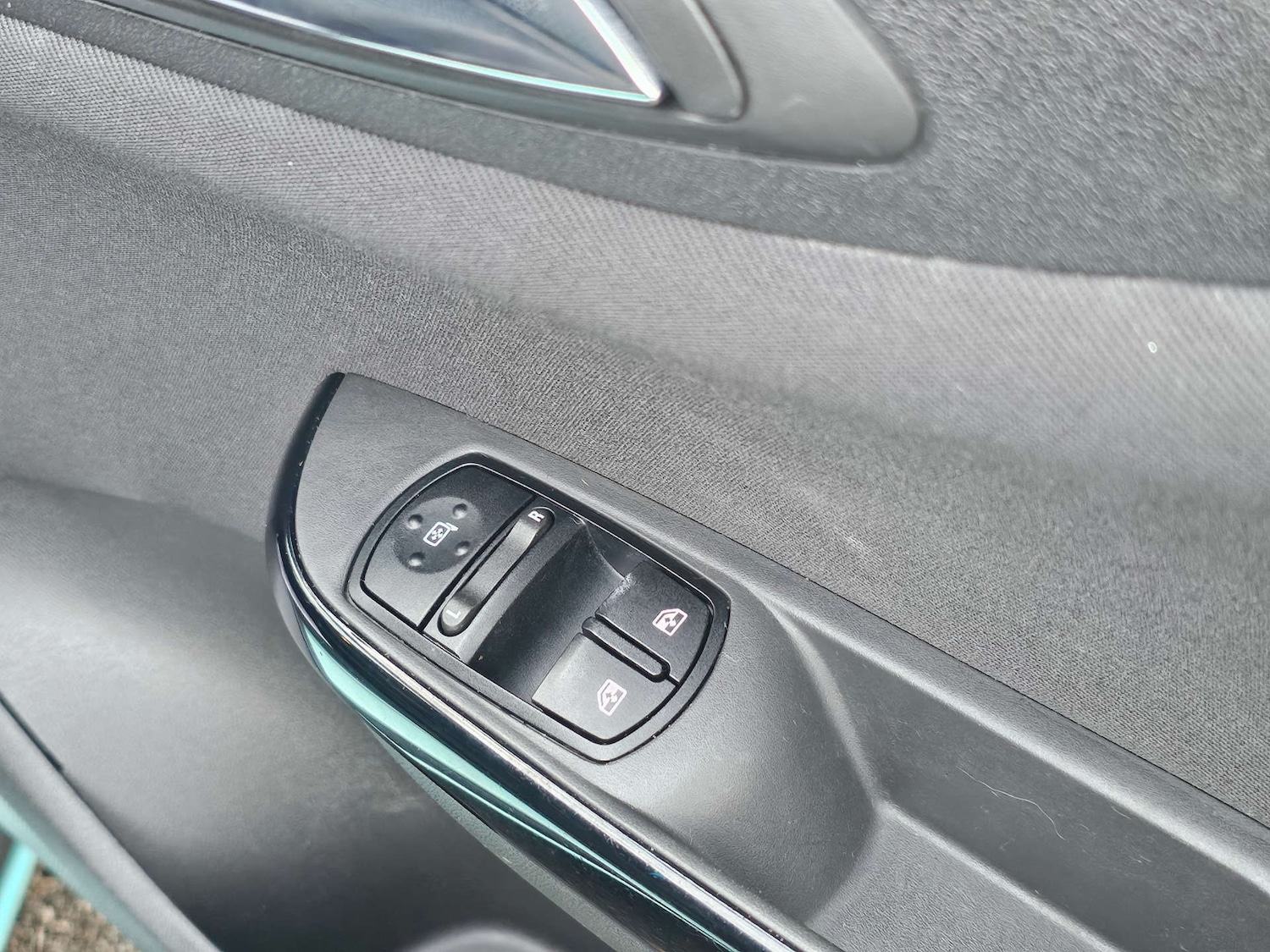 Used Vauxhall Corsa 2015 for sale - 76961772: Photo 24