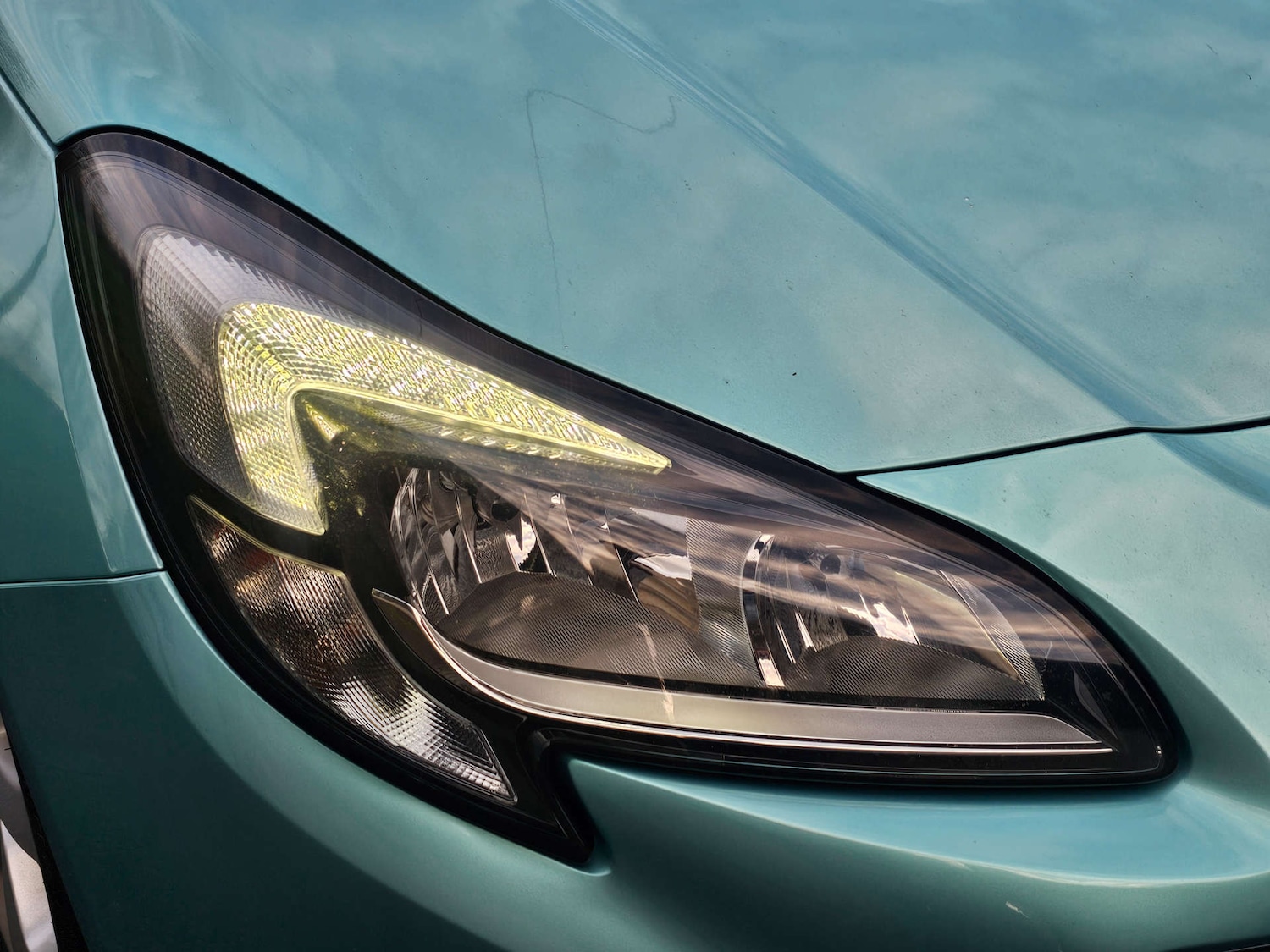 Used Vauxhall Corsa 2015 for sale - 76961772: Photo 4