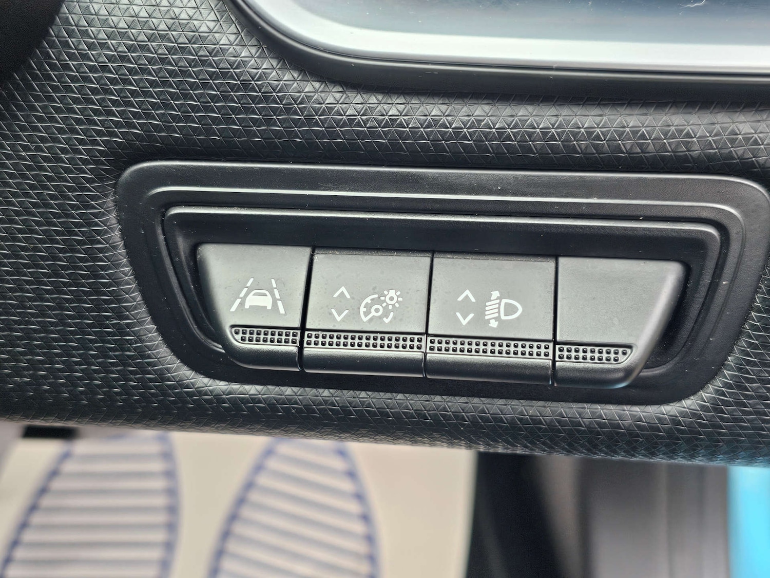 Used Renault Clio 2020 for sale - 76077942: Photo 24